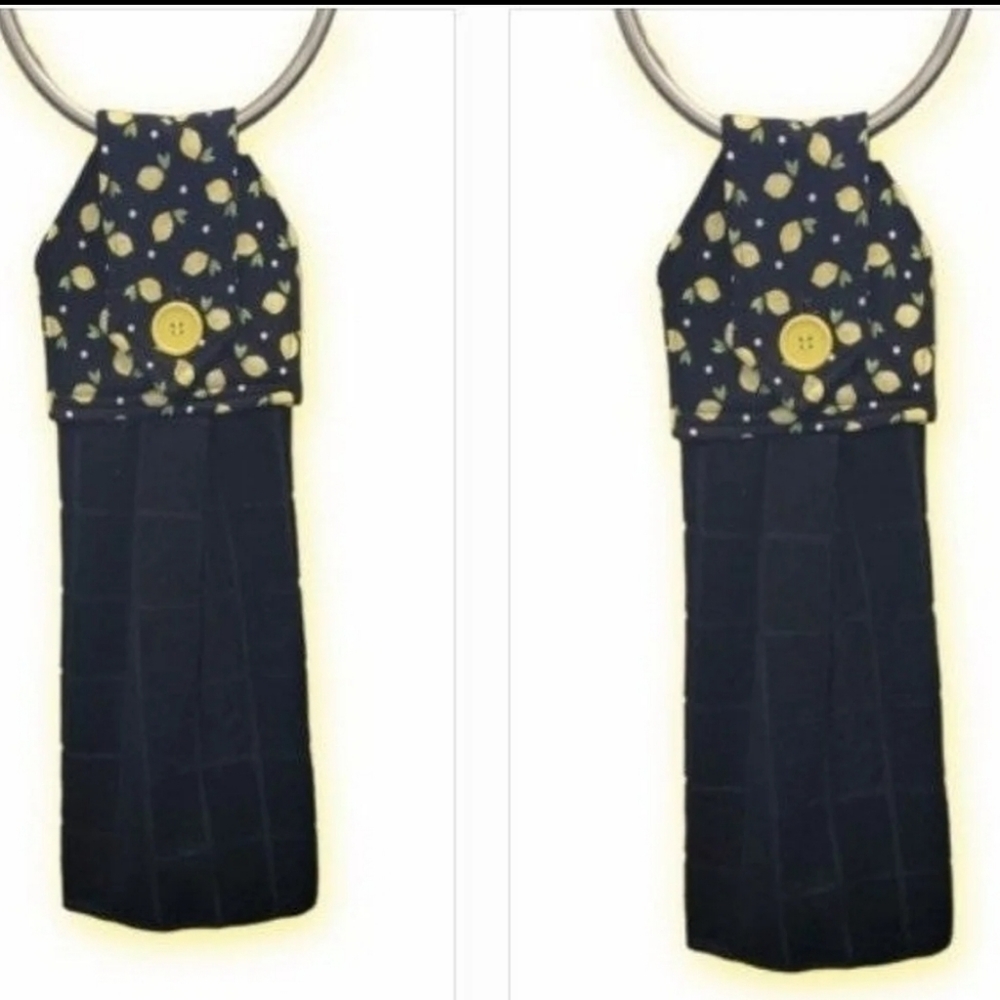 Hanging Kitchen Towels - Lemons on Black